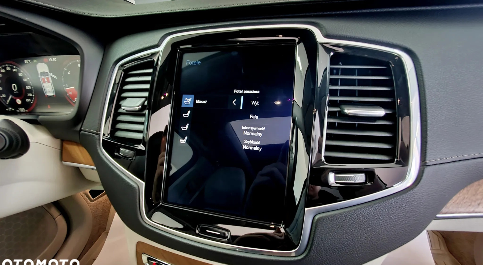 Volvo XC 90 cena 197900 przebieg: 125000, rok produkcji 2019 z Zalewo małe 781